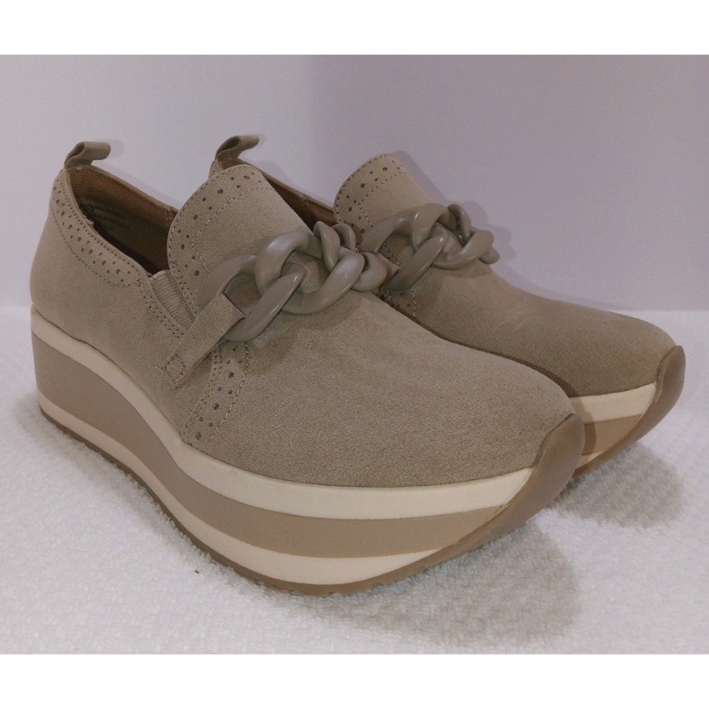 Mad Love Women's Faux Leather Slip On Casual Platform Loafers Memory Foam Sz 6.5